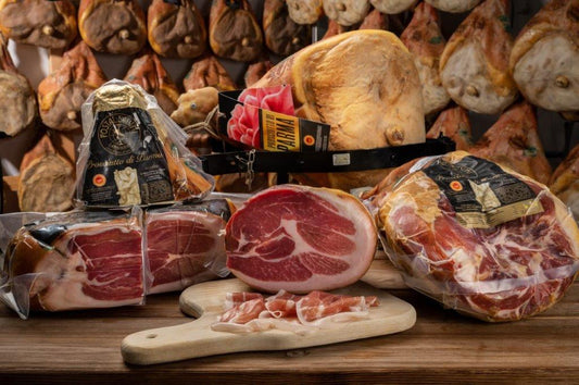Prosciutto crudo di Parma DOP intero sezionato in tre parti 25-28 mesi - laCulatta